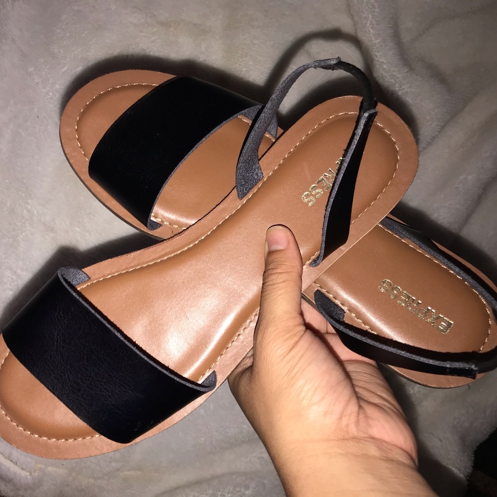 Black Single Strap Sandals🥰